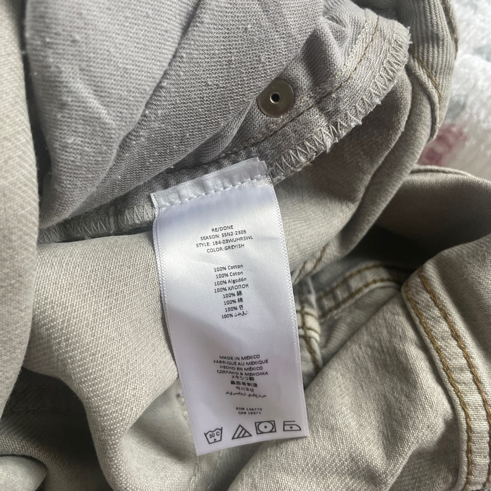 $295 RE/DONE 70s Ultra High Rise Wide Leg Jeans in grey - Picture 2 of 11